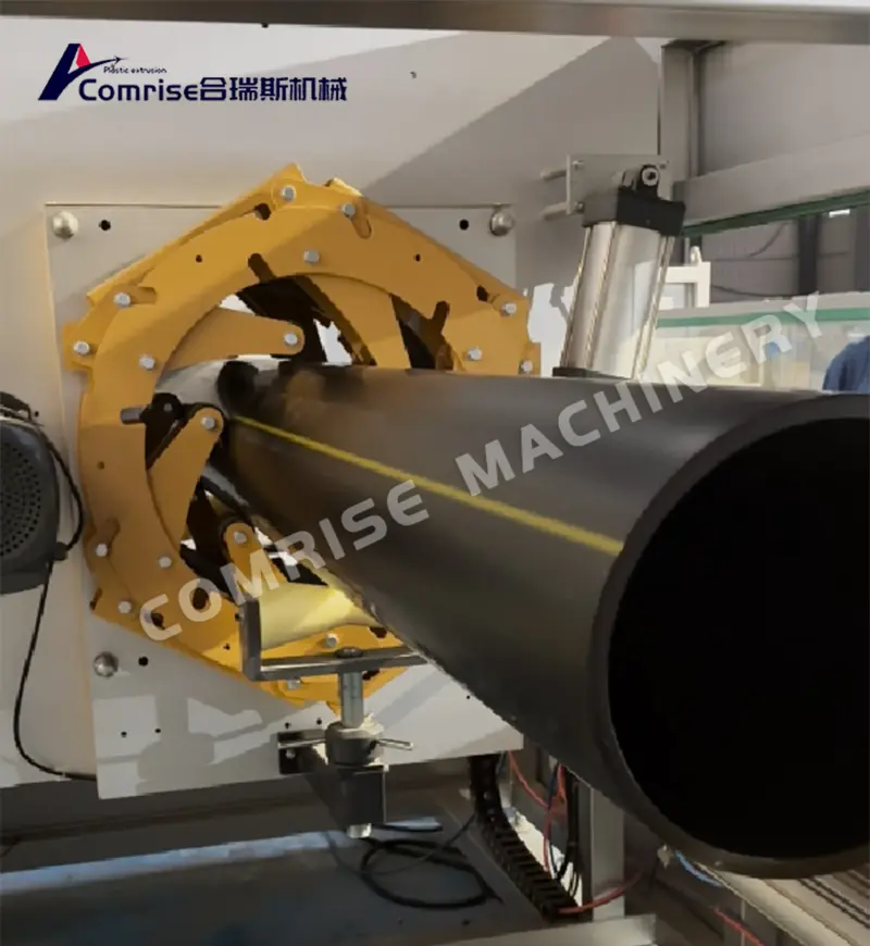 การทดลองใช้เครื่องจักรท่อ HDPE ขนาด 200-500 มม. เสร็จสมบูรณ์จนเป็นที่พอใจของลูกค้า
